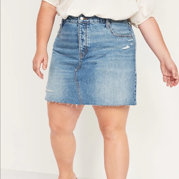 High-Waisted Button-Fly Cut-Off Jean Skirt for Women - Picture 7 of 10